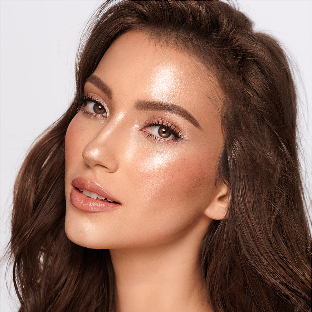 THE HOLLYWOOD CONTOUR DUO - MAGICAL SAVINGS - View 2