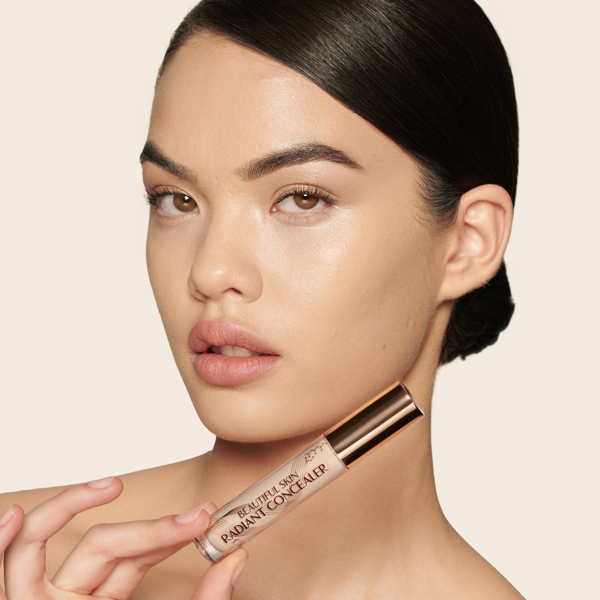BEAUTIFUL SKIN RADIANT CONCEALER - 5 MEDIUM - View 3