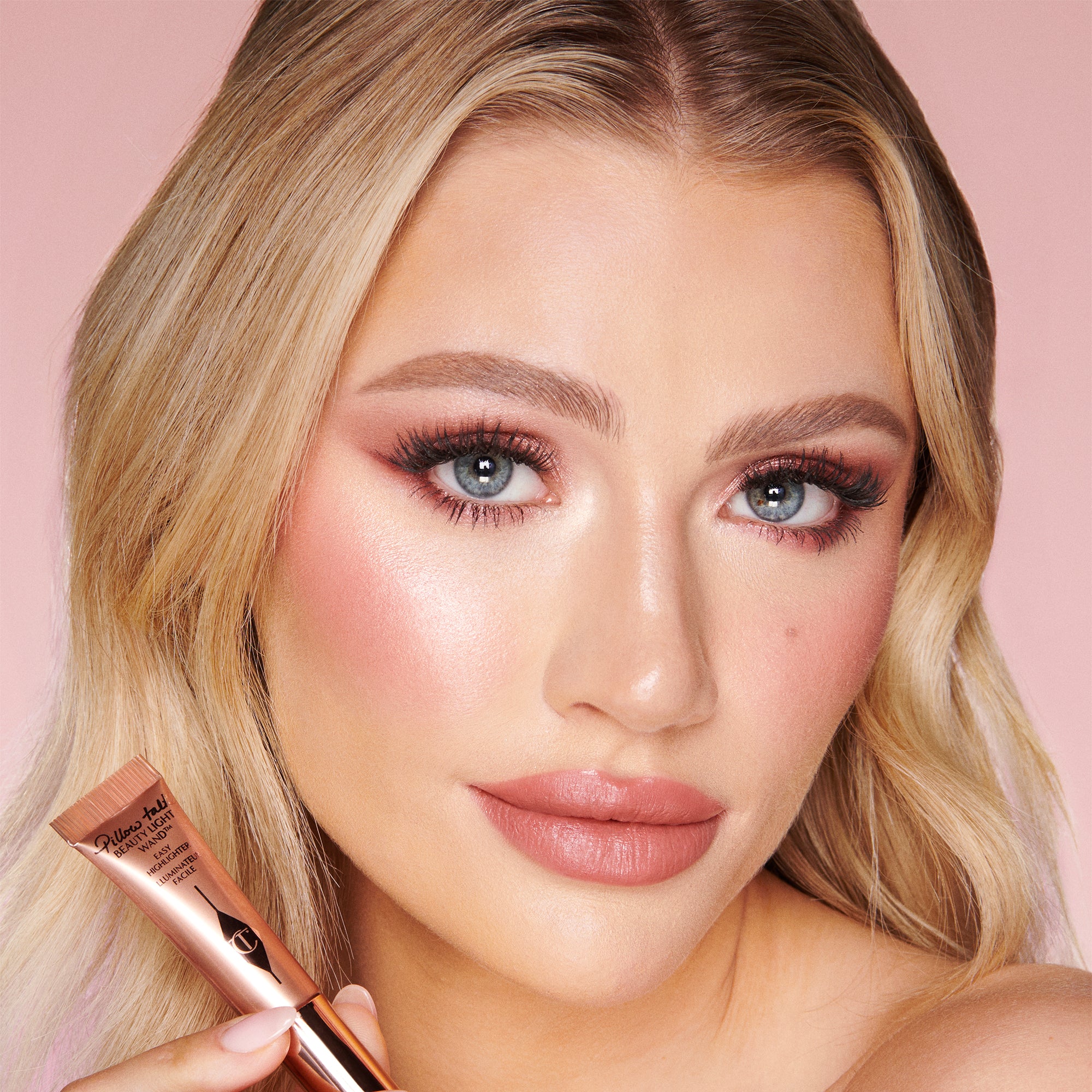 PILLOW TALK ICONIC LIP AND CHEEK KIT - PILLOW TALK ORIGINAL - View 3