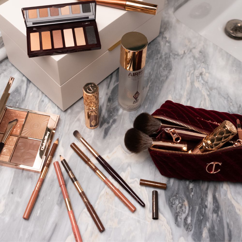 MAKEUP BAG OF DREAMS - MINI - View 4