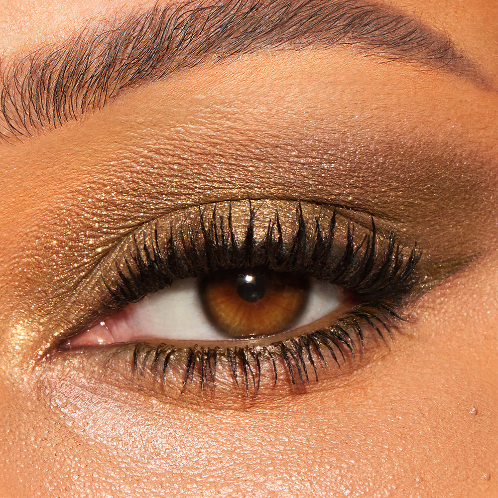 CHARLOTTE'S PALETTE OF BEAUTIFYING EYE TRENDS - EMERALD EFFECT - View 3