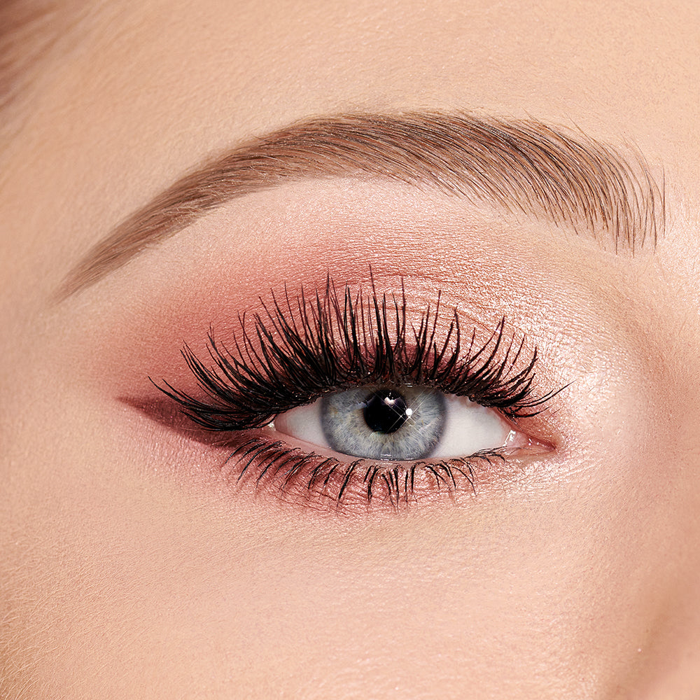 PILLOW TALK BEAUTYVERSE LOVE PALETTE - LIMITED EDITION EYESHADOW PALETTE - View 6