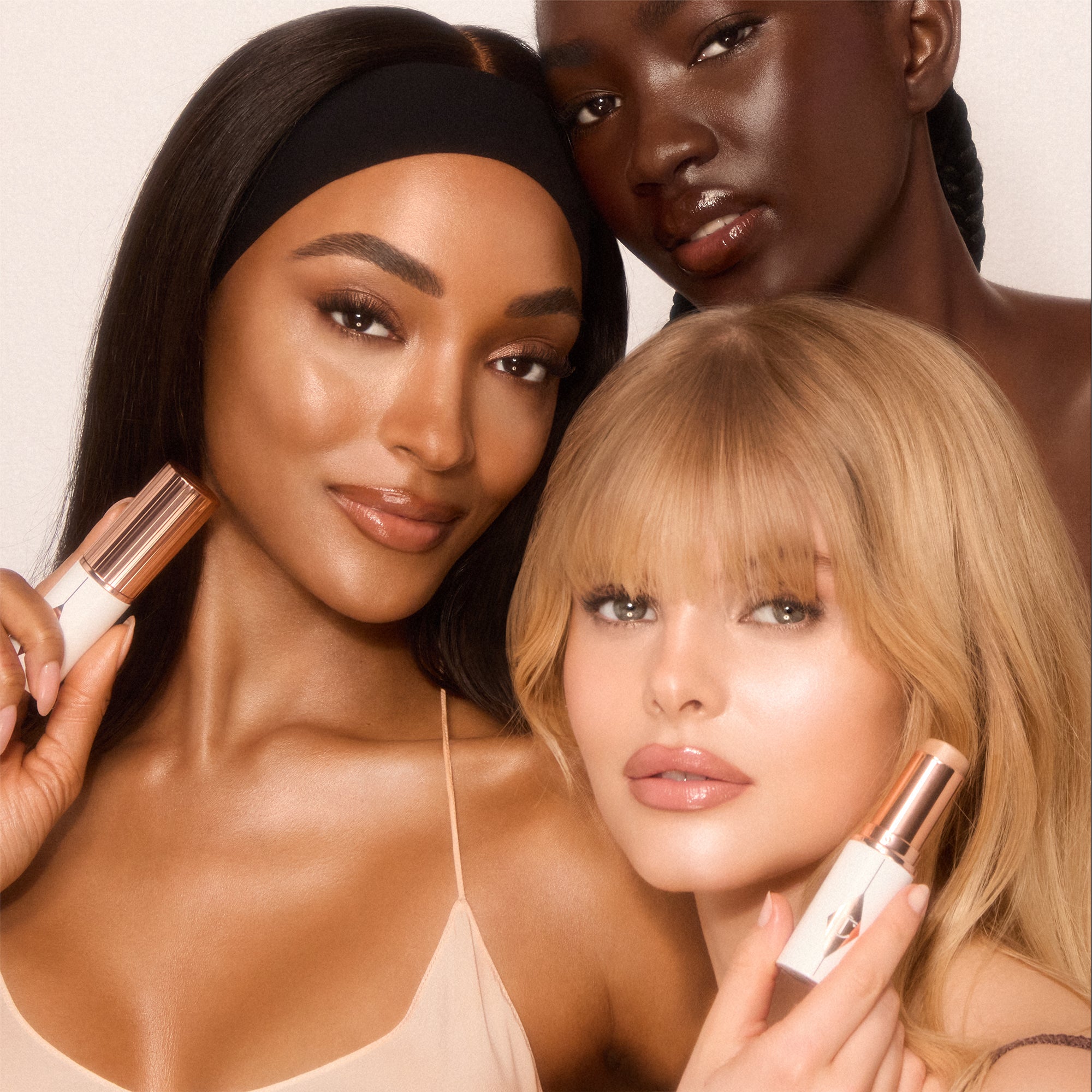 UNREAL SKIN SHEER GLOW TINT HYDRATING FOUNDATION STICK - 5 MEDIUM - View 4