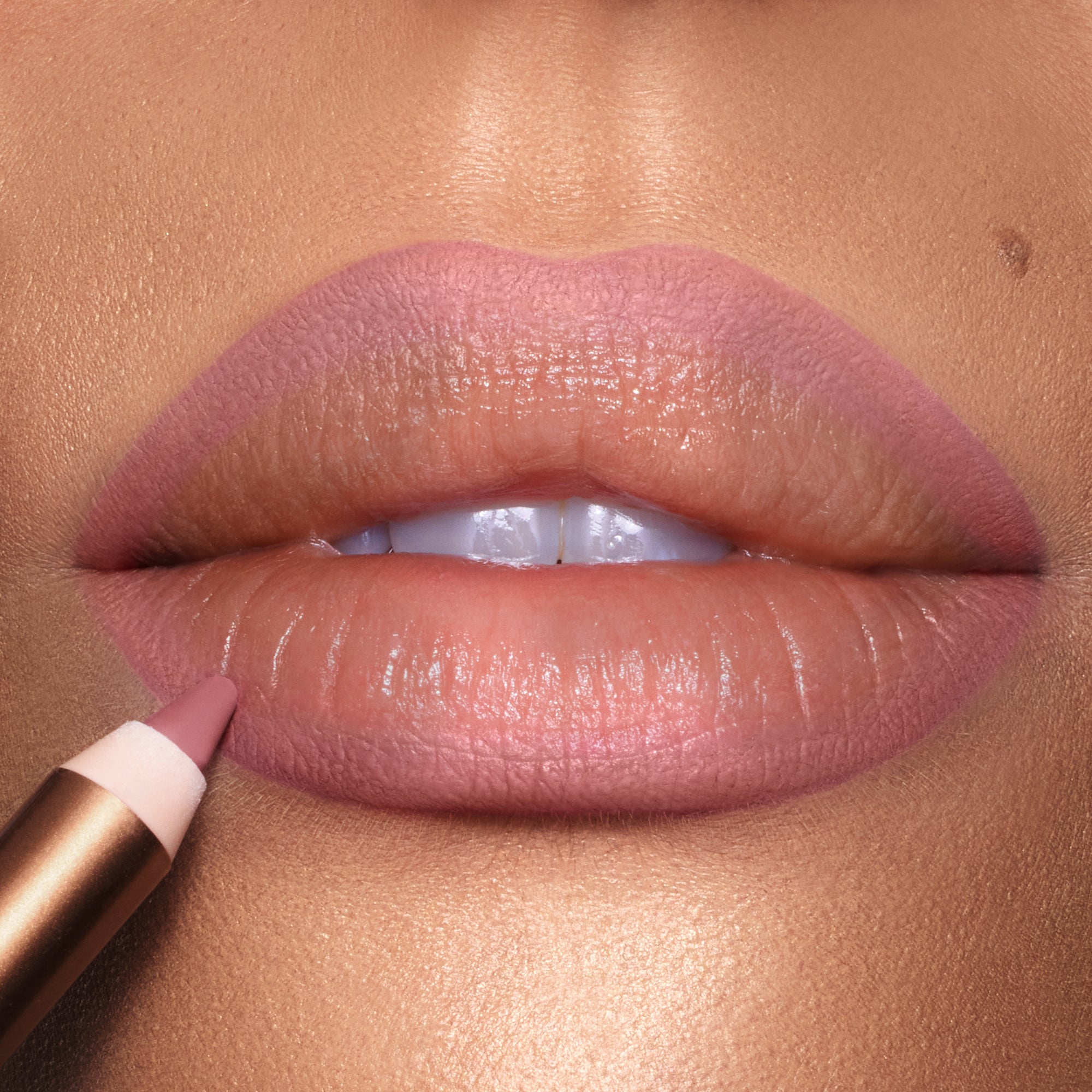 LIP CHEAT - PILLOW TALK FAIR - View 4