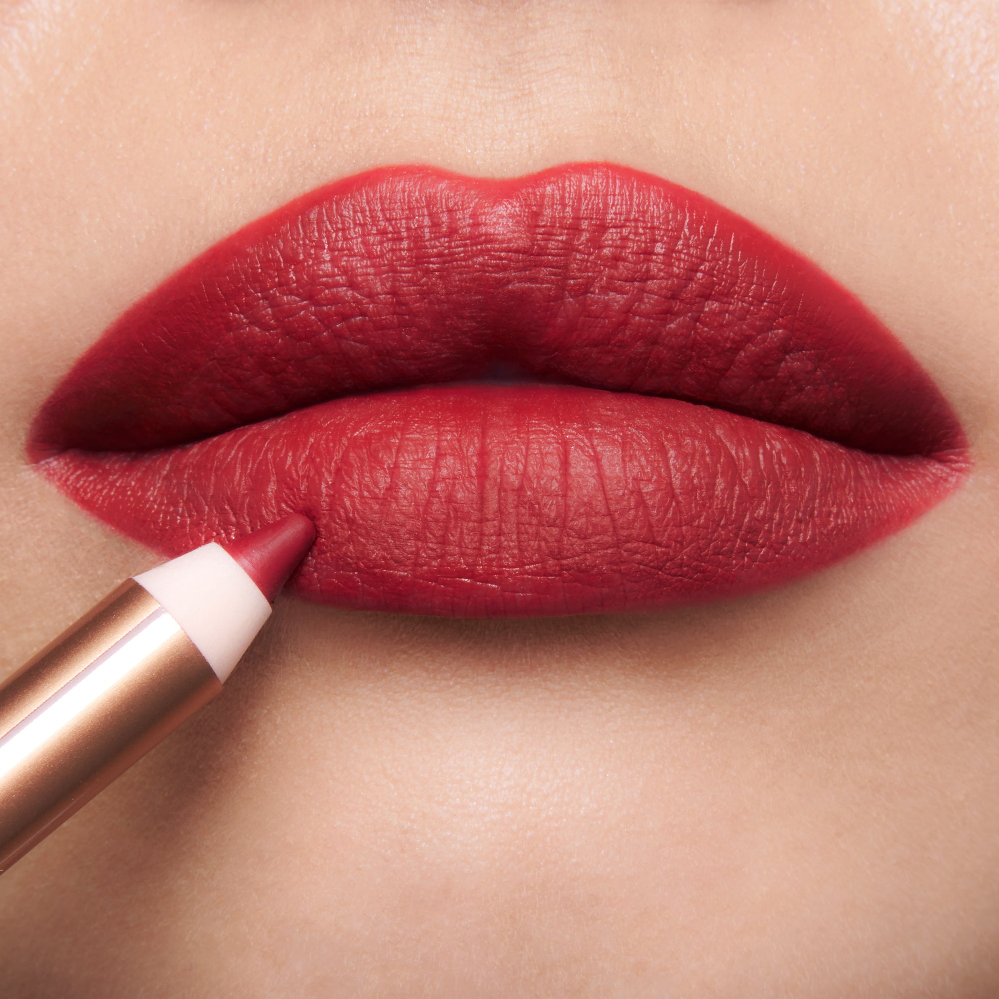 LIP CHEAT - RED CARPET RED - View 2