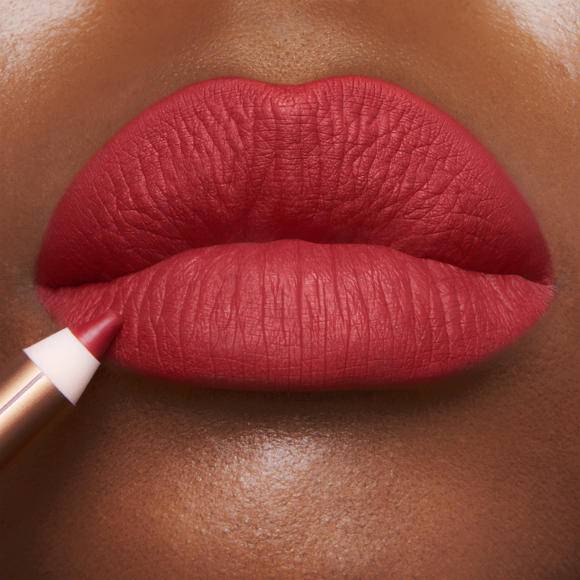 LIP CHEAT - RED CARPET RED - View 4