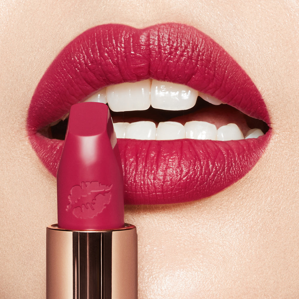 HOT LIPS 2 - AMAZING AMAL - View 2