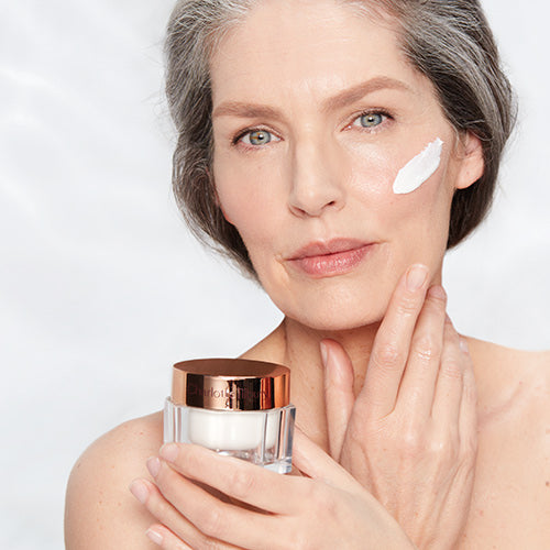 CHARLOTTE’S MAGIC SKIN ON-THE-GO KIT - TRAVEL KIT - View 2