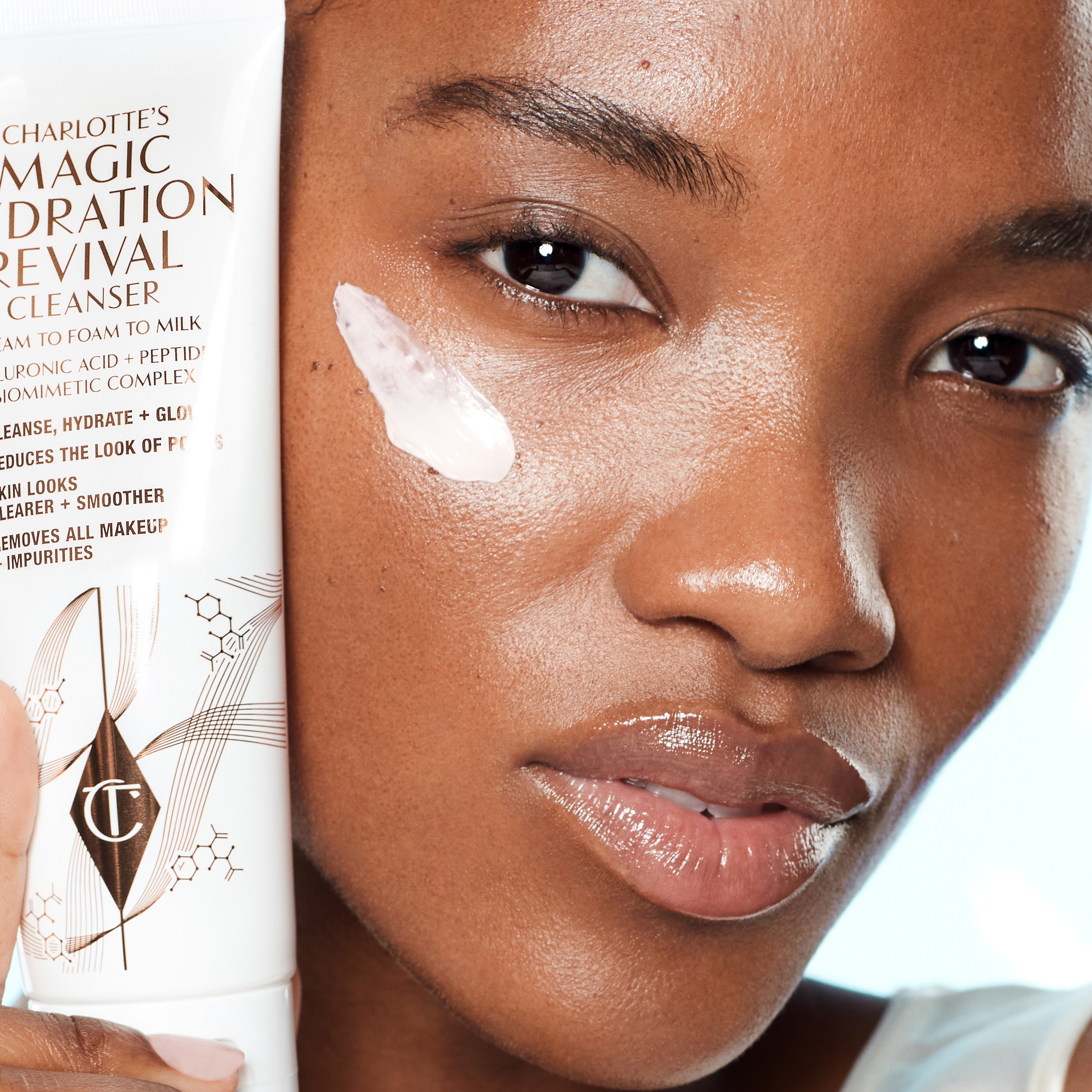 CHARLOTTE'S MAGIC HYDRATION REVIVAL CLEANSER - 120 ML - View 4